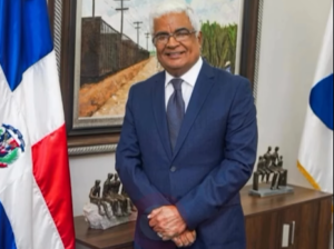 ¿Demasiado poder en una sola mano? Señalamientos cercan a director de Bienes Nacionales