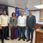 Senador Pedro Tineo y gobernadora Rafaela Javier coordinan acciones con el IAD para resolver asentamientos en Monte Plata