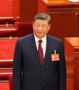 Xi Jinping pide alto al fuego y apertura del estrecho de Ormuz