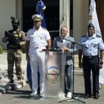 DNCD ocupa 1,295 paquetes de presunta cocaína y marihuana en operativos simultáneos en Pedernales