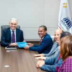 Silverio y Ministro de Educación abordan innovación educativa y formación docente