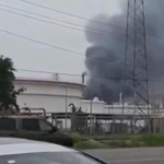 Explosión en refinería de Luisiana genera alarma y enormes columnas de humo