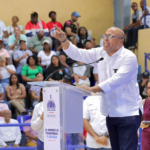 Alfredo Pacheco destaca transformación de Cristo Rey durante reinauguración del Club Los Cachorros