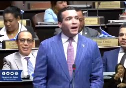Diputado Charlie Mariotti Jr. critica a funcionarios en campaña y exige priorizar políticas públicas