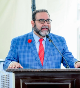Senador Julito Fulcar destaca crecimiento de las exportaciones del mango durante apertura de Expo Mango 2026
