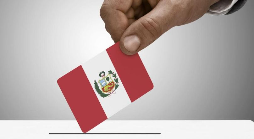 Perú elige presidente entre Keiko Fujimori y Roberto Sánchez en una elección marcada por la inestabilidad política