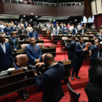 Diputados continuarán estudio del Código Laboral, con plazo fijo de una semana