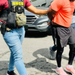 Atrapan a “El Francés”, buscado por decomiso de 10 paquetes de cocaína en Boca Chica