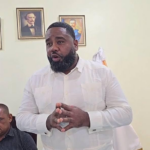 Regidor Caonabo Hubieres denuncia exhumaciones ilegales de cadáveres en cementerios de Bayaguana