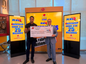 LEIDSA entrega RD$ 25 millones a panadero ganador del Súper Kino TV