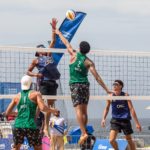 México supera a Costa Rica en un intenso duelo de voleibol de playa masculino