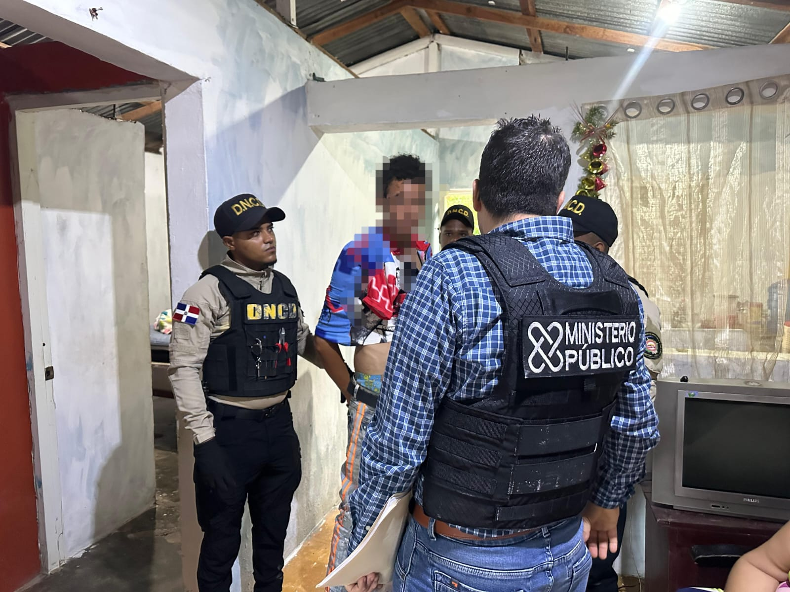 Mejoran capacidad operativa contra el microtráfico en La Vega; ocupan más de 8,000 gramos y arrestan a 15 personas