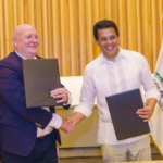 David Collado firma acuerdo con la ITF para impulsar la movilidad turística sostenible
