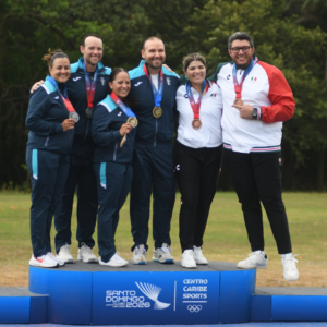 Guatemala domina la fosa mixta en tiro con escopeta y logra las medallas de oro y plata en los JCC Santo Domingo 2026