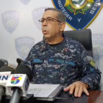 Policía Nacional persigue hombre que hirió de bala a mujer en negocio de la Lincoln; incidente está bajo investigación