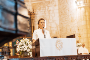 Carolina Mejía conmemora el 528 aniversario de la fundación de Santo Domingo