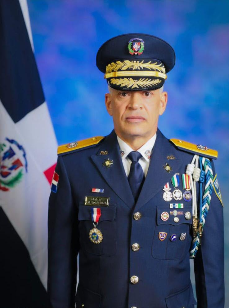 Presidente Abinader designa a Ernesto Rodríguez García como nuevo director de la Policía Nacional