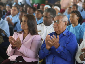 Diputada Elvira Corporán exhorta a los padres a respaldar el inicio del año escolar 2026-2027