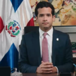 Omar Fernández revela que matrícula de estudiantes haitianos crece en 180 mil mientras la dominicana se reduce