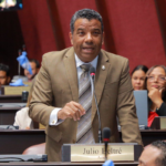 Proyecto propone enseñanza obligatoria de creole, inglés y francés en todas las escuelas de República Dominicana
