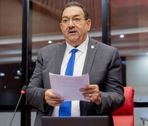 Senador Cristóbal Castillo somete proyecto de ley para regular los juegos mecánicos y prevenir accidentes