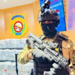 Se estrecha cerco contra narcotráfico: En extensa operación cae otra narcolancha con 555 paquetes de cocaína
